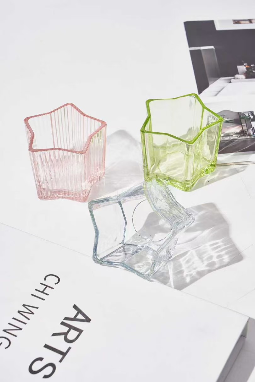 Жұлдыз тәрізді шыны шам ұстағыш Жұлдыз тәрізді шыны шам ұстағыш