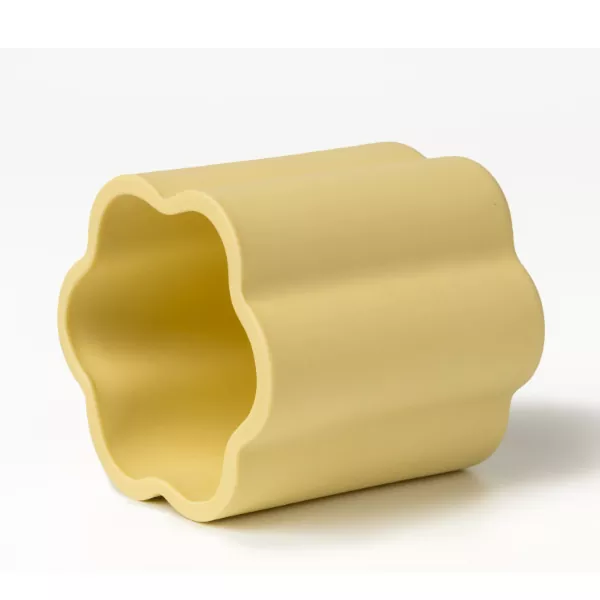 Көркем гүлді жиектер керамикалық шамы