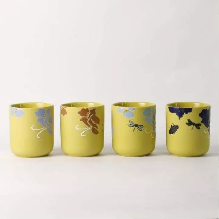 Гүлді сыбырлар Қолмен боялған өнер шамы